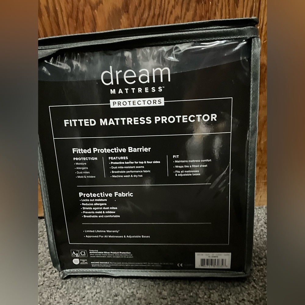 Dream Mattress NWT Protector Queen Fitted 5-Sided Waterproof Antimicrobial - Picture 3 of 4